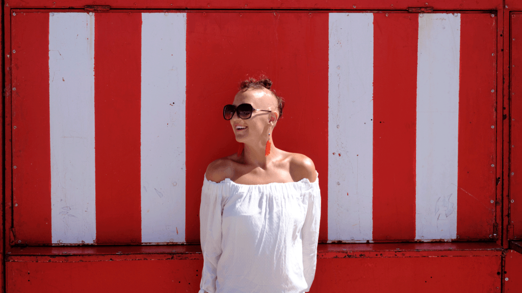 Emma stripes header
