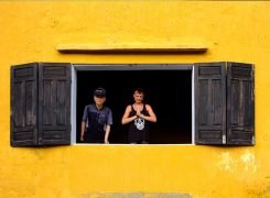 yoga em