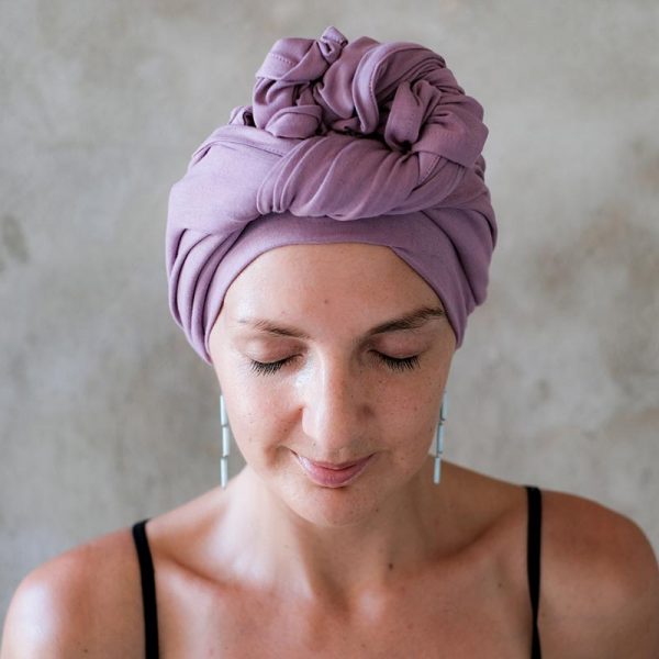 Mauve-headscarf