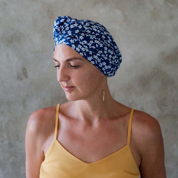 floral-blue-headscarf