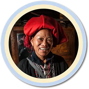 Red dzao lady